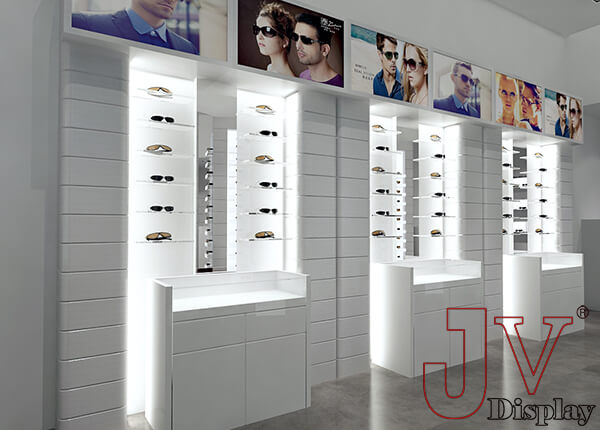 optical wall displays for store