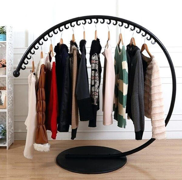 standing clothes hanging rack