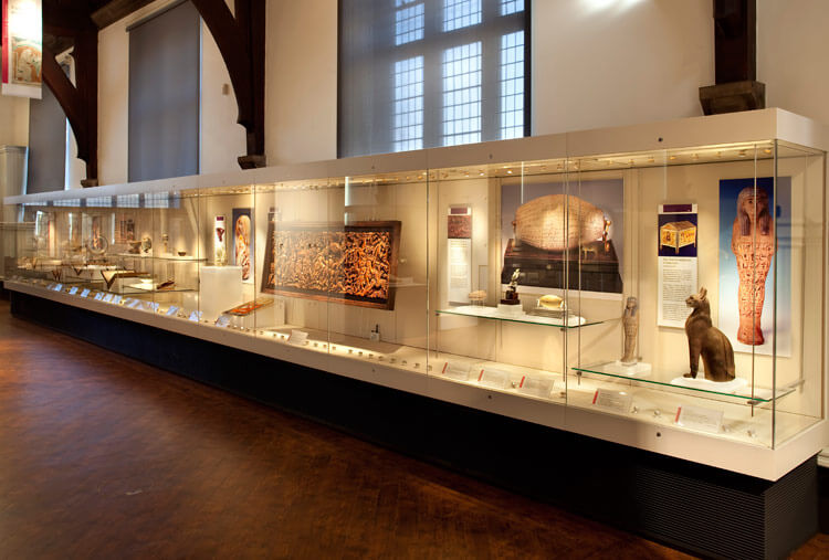 wall museum display cabinets