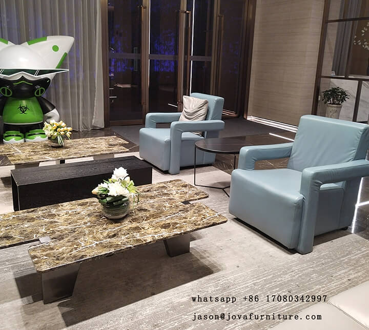 hotel waiting area table and chairs