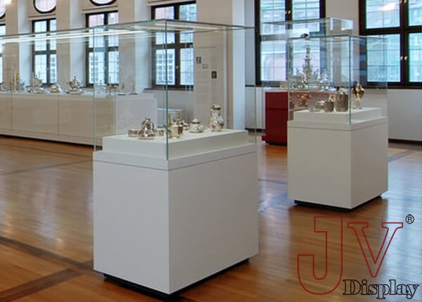 museum pedestal display cases