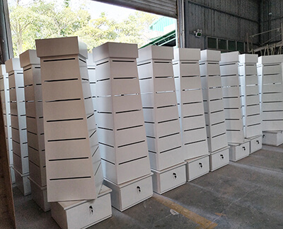 Rotating slatwall gondola display stands made at JOVA FURNITURE